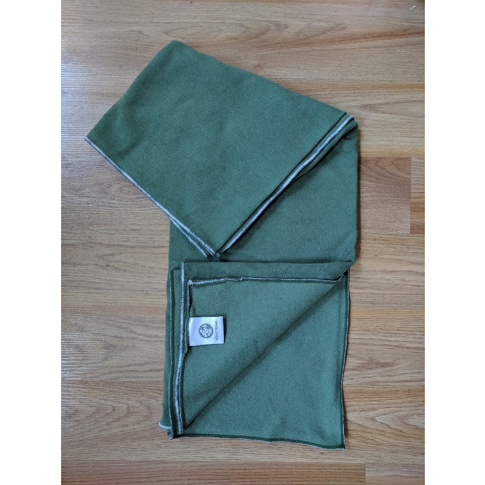 Manduka Equa Yoga Mat Towel